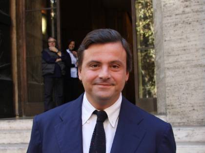 Roma, Calenda si candida e manda in tilt il Pd. "È un favore alla destra"
