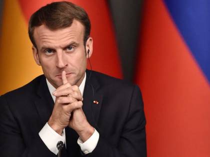 Gilet gialli, ora Macron accusa i media russi: “Fanno propaganda”