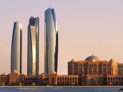 Emirati, arrestato turista inglese: "Indossava maglia del Qatar"