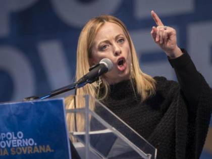 Giorgia Meloni contro Fabio Fazio: "Guadagni milioni e ci fai lezioni sui migranti?"