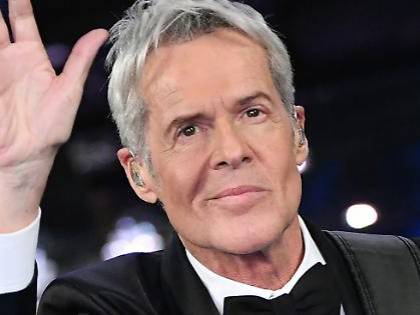 Sanremo 2019, la lettera a Baglioni: "Dedica un minuto ai terremotati"