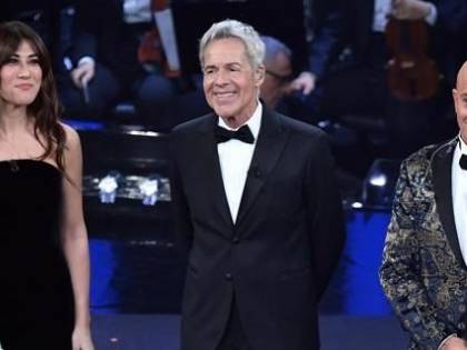 Sanremo, ascolti flop per la finale. Persi quasi due milioni di telespettatori