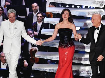 Sanremo, la conduzione a tre tra musica e imprevisti