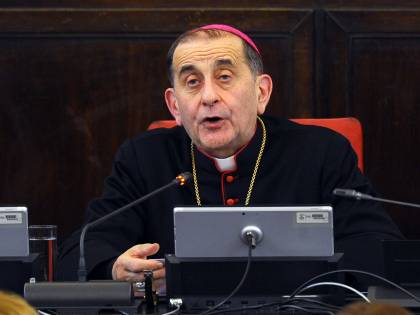 La preghiera del vescovo alla Madonnina