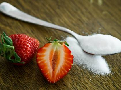 Come il consumo eccessivo di zucchero fa male al cervello