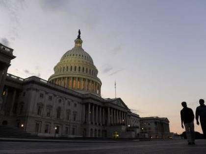 Senato Usa scagiona Trump: "Nessuna collusione con i Russi nel 2016"