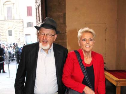 Fatture false e bancarotta fraudolenta. I genitori di Renzi finiscono a processo