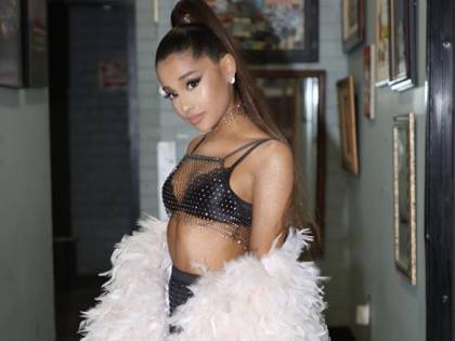 Starbucks mette in vendita due nuovi macchiati ideati da Ariana Grande