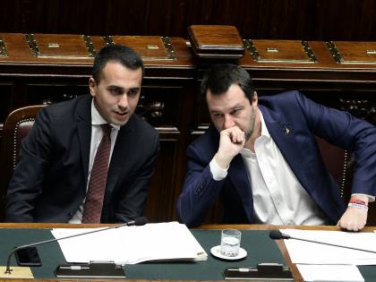 Il sondaggio: Lega al 33% , Cinque Stelle e Pd al 21%
