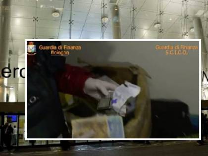 Napoli, sgominato traffico di droga dal Pakistan