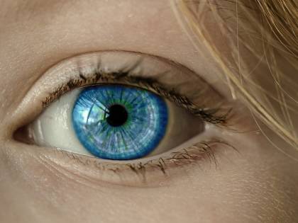 In futuro un gel adesivo potrà riparare la cornea e sostituire il trapianto