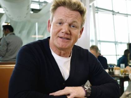 Gordon Ramsay chiude i suoi ristoranti a Londra: "Non so quando riapriremo"