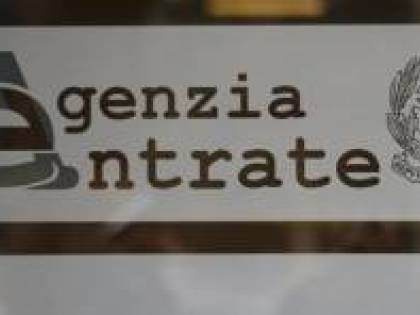 Potenza, condannata ex dirigente dell'Agenzia delle Entrate