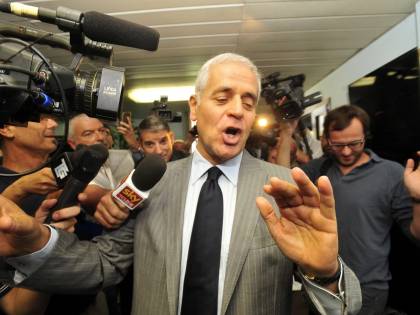 Formigoni vuole insegnare l’italiano alle suore straniere