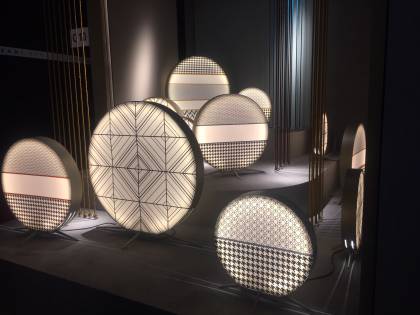 Scenografica o minimal la luce si ispira alla natura fra riscoperte d'autore e tecnologia