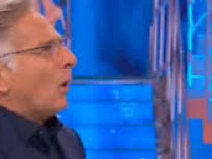 Ciao Darwin, concorrente rischia la paralisi: "È immobile dal collo in giù"