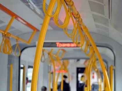 Investita da un tram a Centocelle: grave una donna