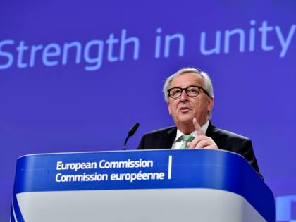 Ue, Juncker rientra in Lussemburgo per sottoporsi ad una operazione urgente