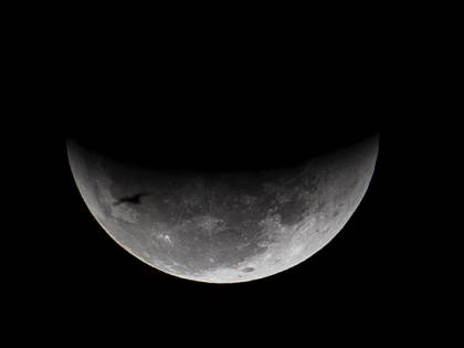 Trump vuole la Luna: 1.6 miliardi extra per tornarci nel 2024