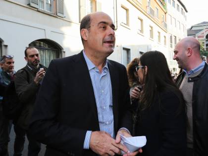 Prof sospesa, Zingaretti: "Torni subito al lavoro"