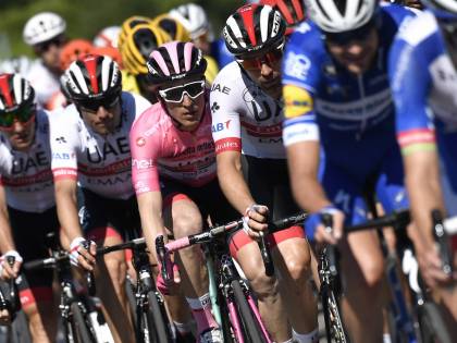 Giro d'Italia 11a tappa: Ewan vince in volata. Viviani annuncia il ritiro
