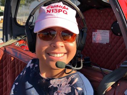 Jessica pilota gli aerei senza le braccia
