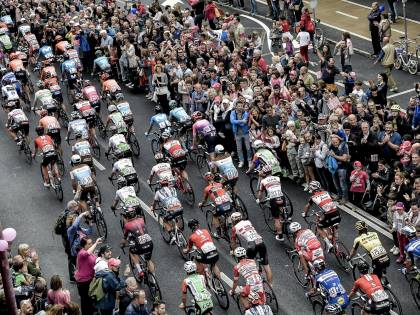 Il Giro preso a schiaffi da Lopez e Carapaz