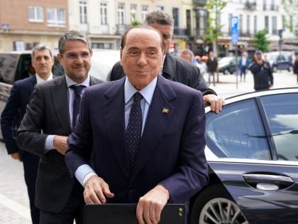 "Toti e Carfagna coordinatori". Il piano di Berlusconi per FI