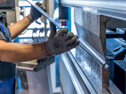 Decreto crescita. Stop a contratti di solidarietà e pensione 7 anni prima