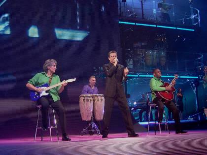 George Michael, il pianoforte di John Lennon va in beneficienza