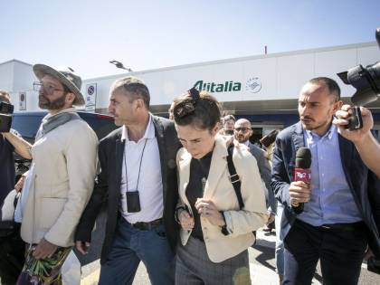 Parla il pm del caso Meredith: "Amanda e Raffaele erano sulla scena del crimine"
