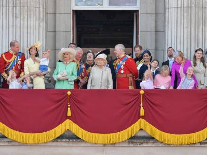Filippo, Lady D., Meghan e la Regina: amori (reali) fatti di tradimenti e illusioni