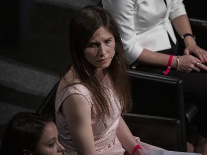 Amanda Knox in lacrime: "Il ladro Guede uccise Meredith"