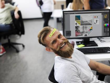 Dovremmo lavorare solo 8 ore la settimana per stare bene