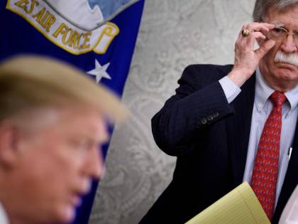 Ora Bolton si vendica di Trump. Ecco cosa "rivela" il suo libro