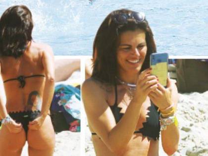 Bianca Guaccero in vacanza a Formentera con le sue amiche