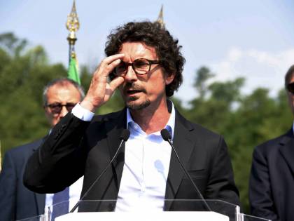 Toninelli: "Tav? Noi coerenti, Salvini e la Lega hanno cambiato idea"