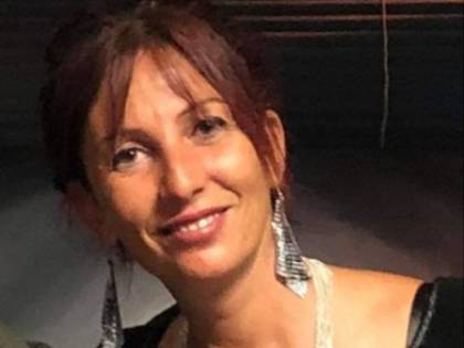Savona, marito spara e ammazza l’ex moglie al karaoke