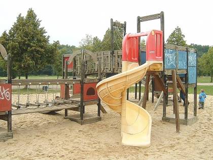 Prato, spacciava nel parco giochi: in manette 31enne nigeriano