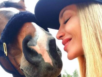 Asia Nuccetelli e Antonella Mosetti, le foto più sexy