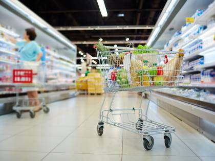 Scompare 10 anni fa, 25enne trovato morto in un supermercato