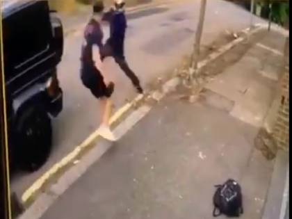 Arsenal, Kolasinac e Ozil finiscono sotto scorta dopo l'aggressione di Londra