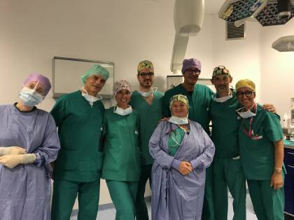 A tre anni non può sorridere: i medici la operano e le donano il sorriso