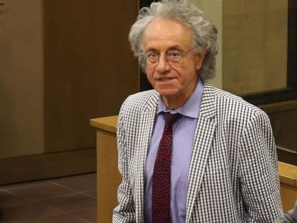 E ora al convegno su Bibbiano dà lezioni pure l'indagato Foti
