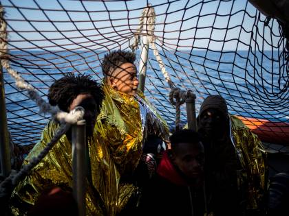 Il medico smonta Open Arms: "Tutti i migranti stavano bene"