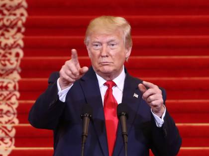 Come Trump usa Facebook per (ri)prendere i voti dei Latinos