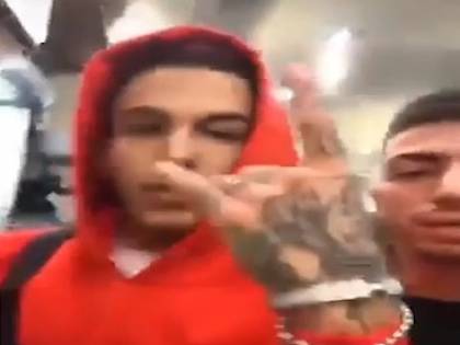 Il ragazzo dello spray con Sfera Ebbasta la notte di Corinaldo