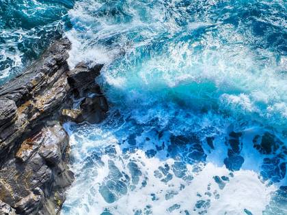 Tuffi pericolosi in Salento: ragazzo rischia di restare paralizzato