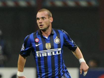 Inter, Wesley Sneijder annuncia il ritiro: vinse il Triplete con i nerazzurri