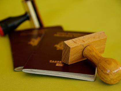 Padova, espulso cambia cognome e torna in Italia: arrestato